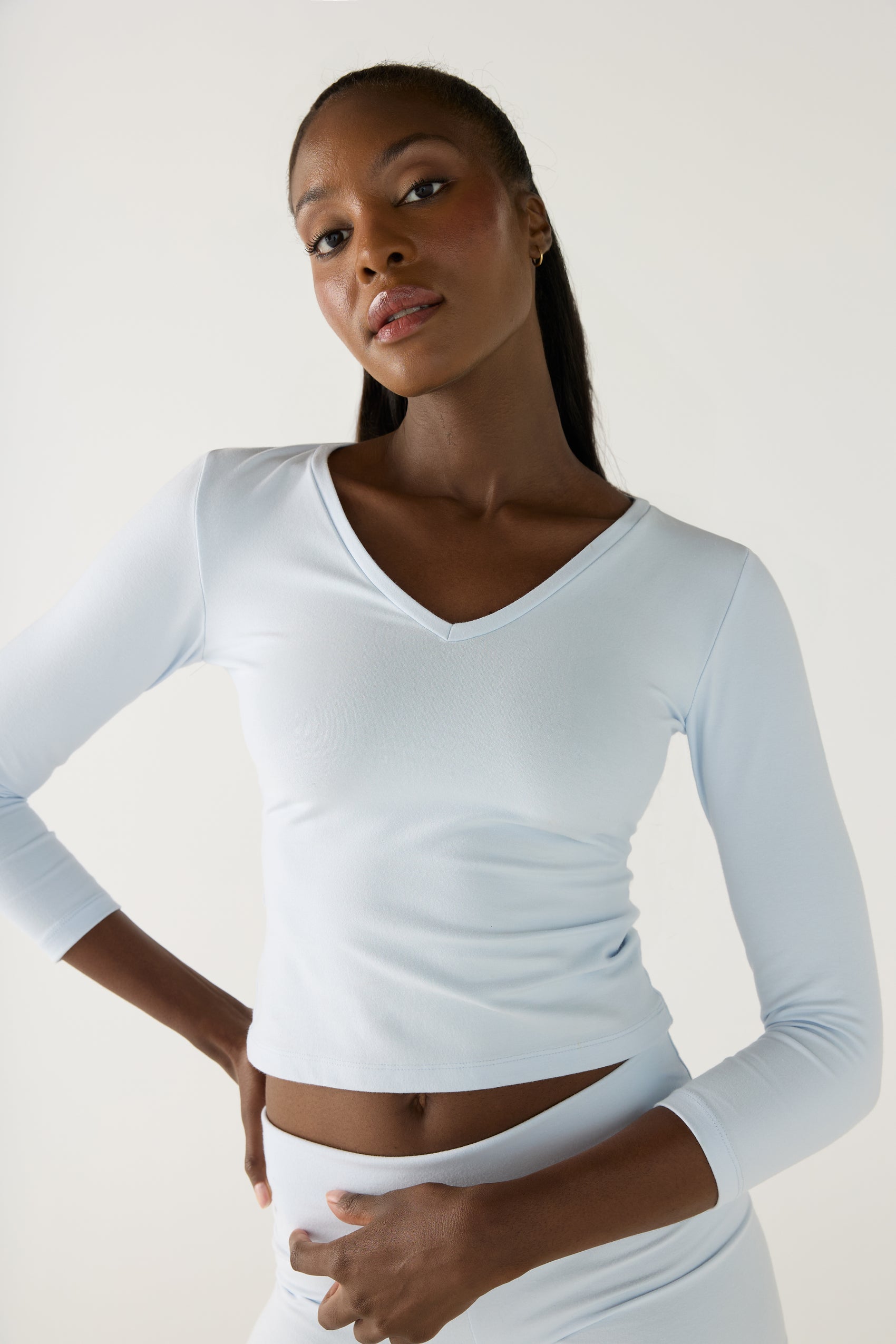 Leia V-Neck
