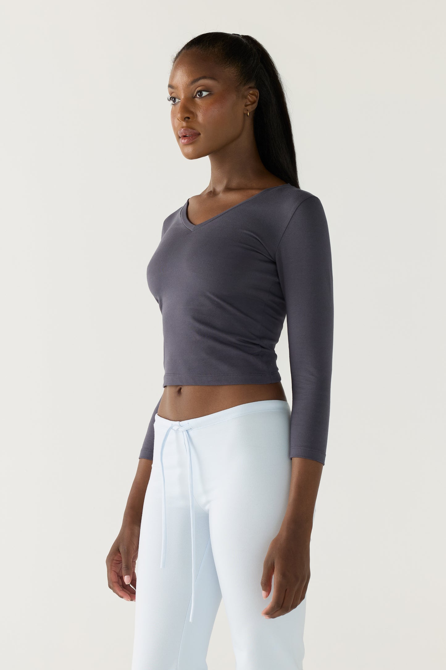 Leia V-Neck