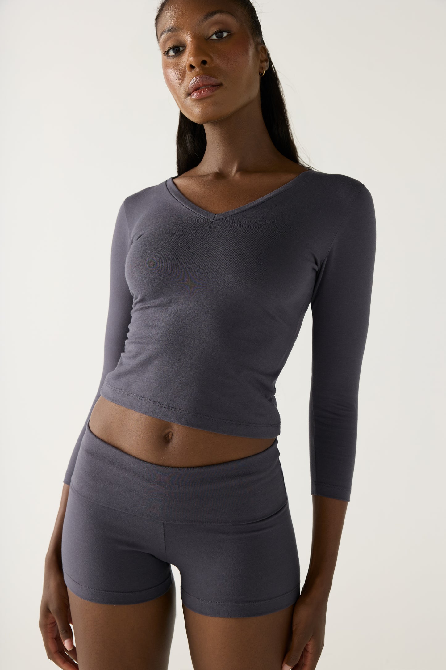 Leia V-Neck