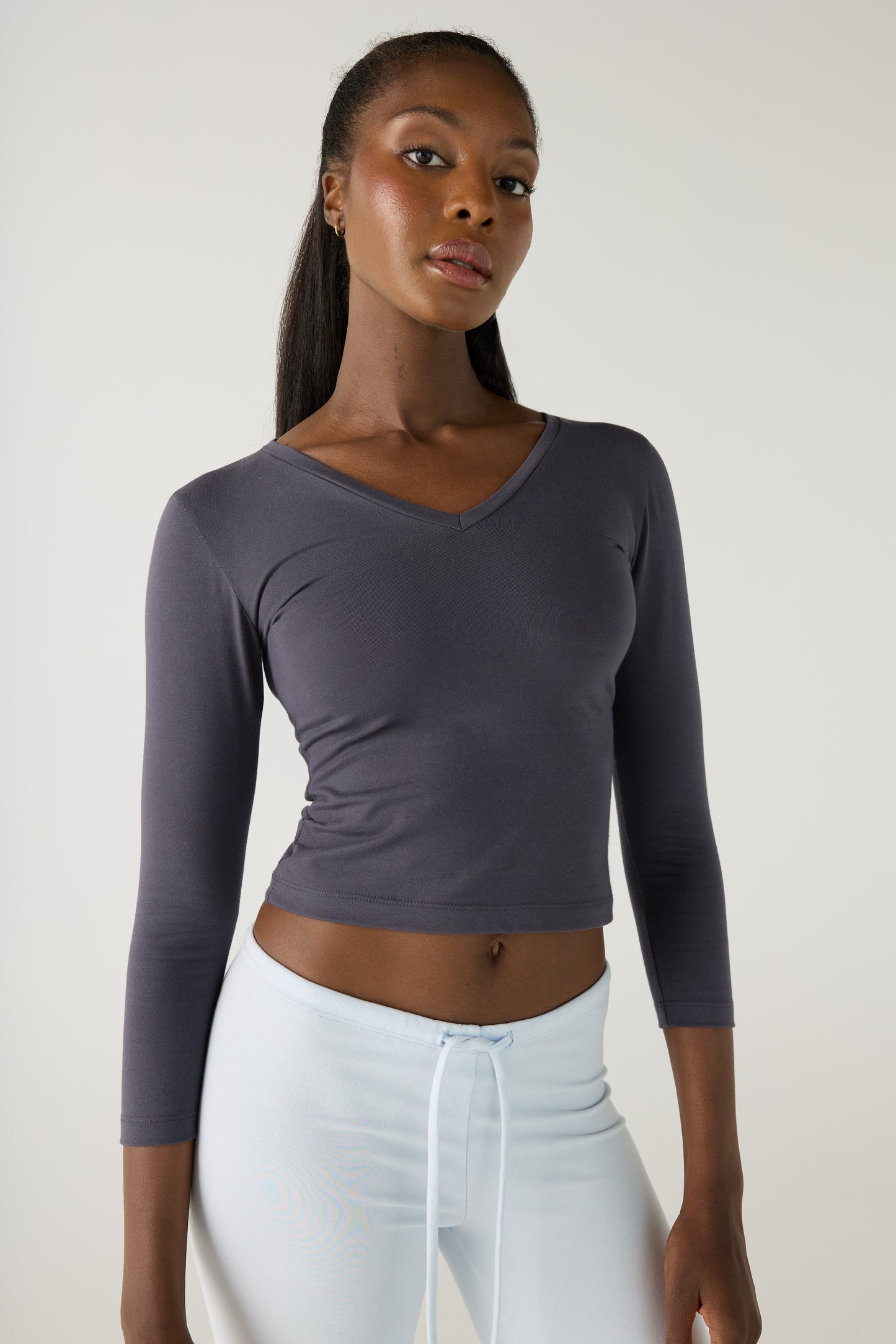 Leia V-Neck